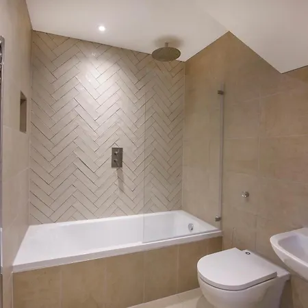 شقة Crescent Court Modern And Luxurious