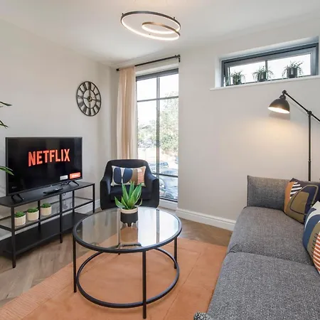 Apartament Crescent Court Modern And Luxurious *