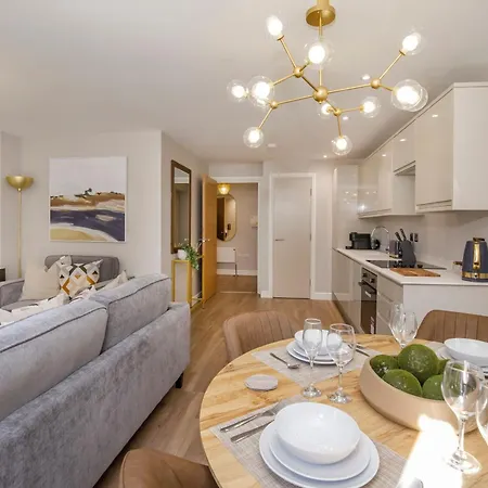 Lejlighed Crescent Court Modern And Luxurious *